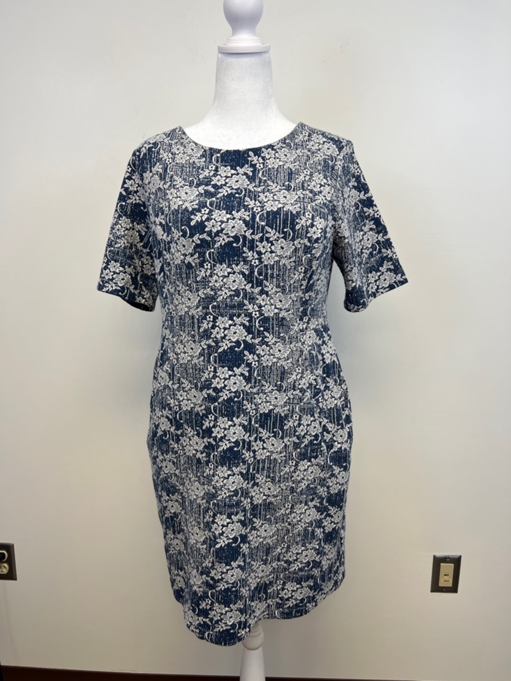 Lands' End Navy White Floral Jacquard Short Sleeve Scoop Neck Midi Dress 14P